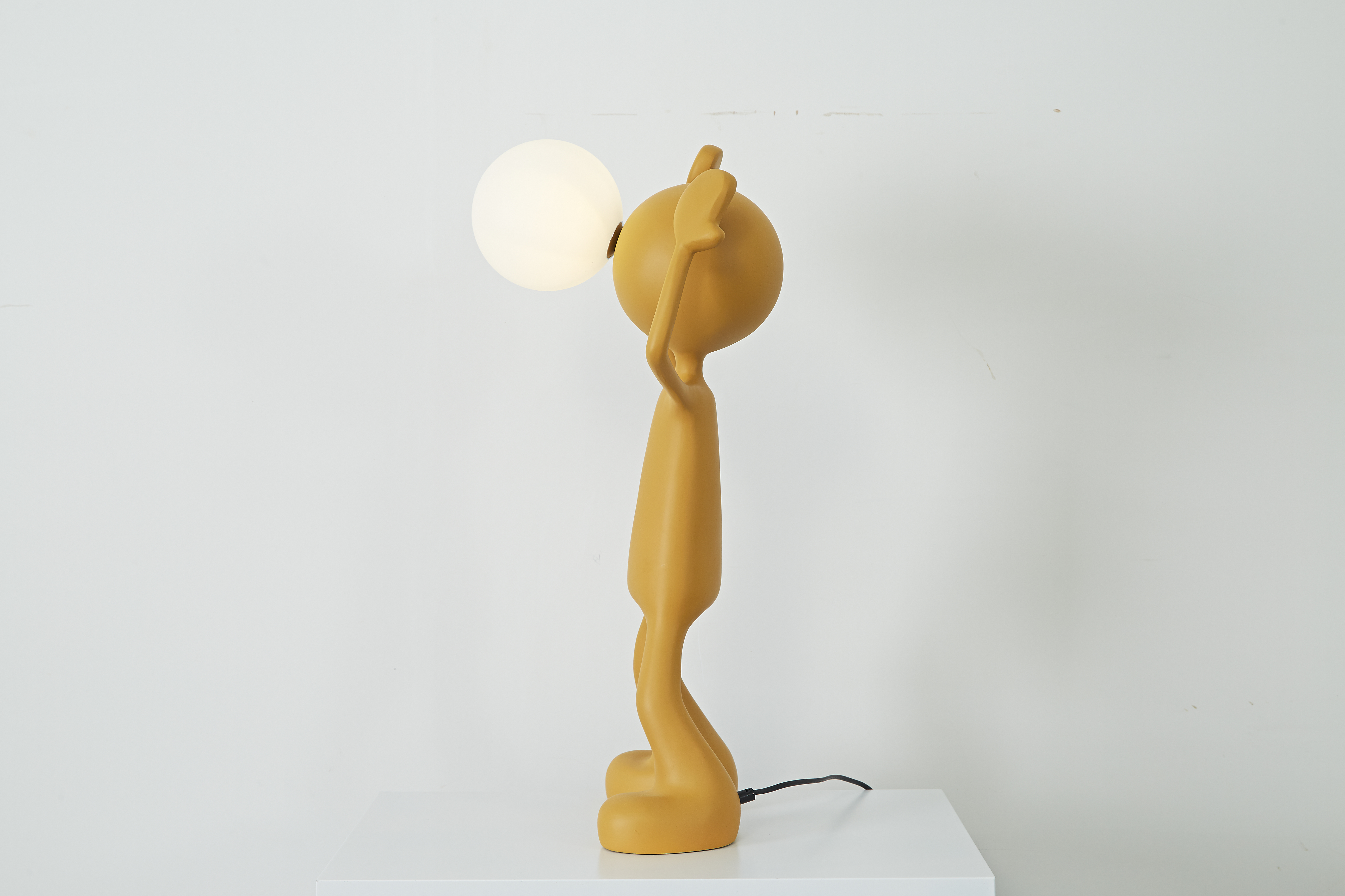 Buddy Table Lamp