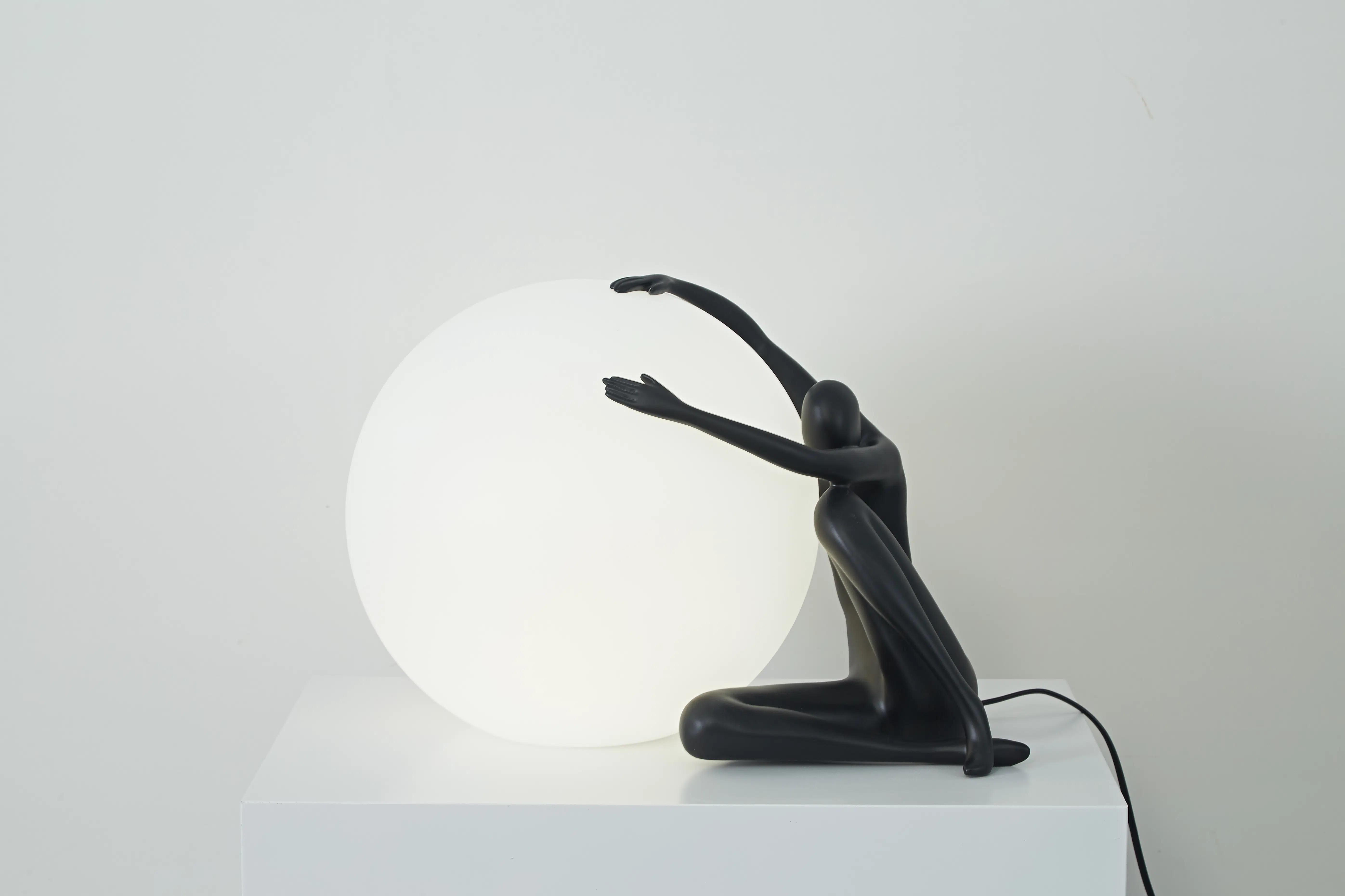 Embrace Design Table Lamp